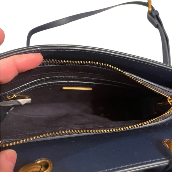 NWT Steve Madden Navy Leather Crossbody - Picture 4 of 7